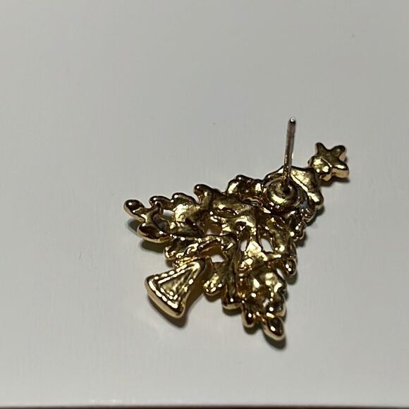 Bundle Sale 3 for $15 | Vintage Holiday Christmas Tree Earrings - Picture 5 of 8